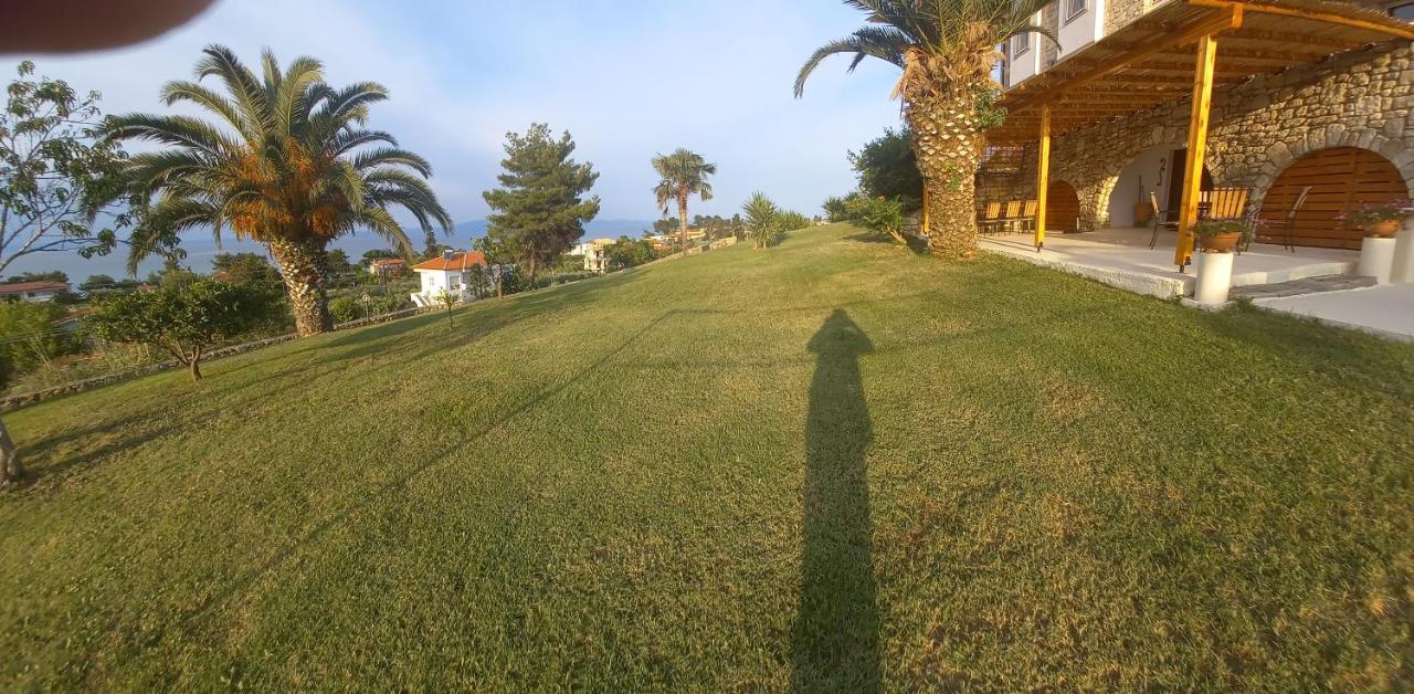 Seaside View Villa Hanioti Esterno foto